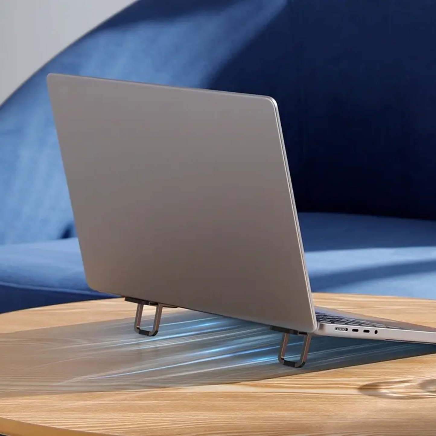 Soporte plegable para computador